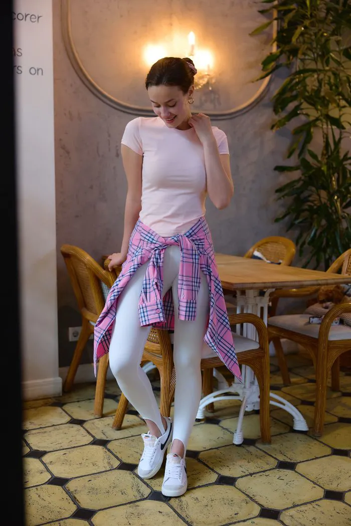 Футболка приталена жіноча рожева Фото - 5