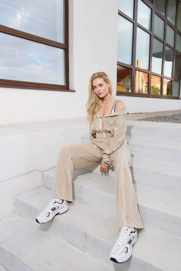 IMG_2509 (1) Костюм з тканини oysho беж Фото - 1