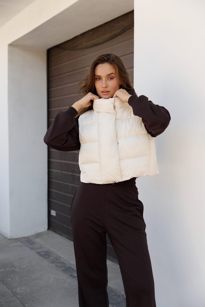 IMG_9834 Жилетка дута жіноча молочна Фото - 6