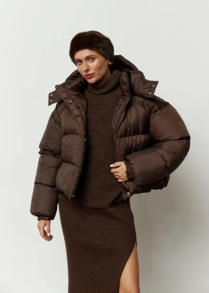 Пуховик жіночий вкорочений шоколад
