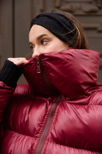 Пуховик зимовий жіночий бордо