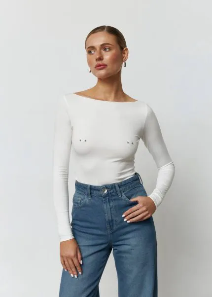 Боді з пірсингом молочний