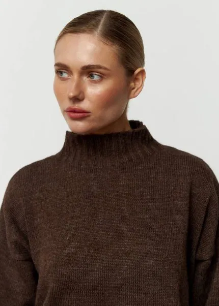 Костюм в’язаний зі штанами та кофтою під горло шоколад