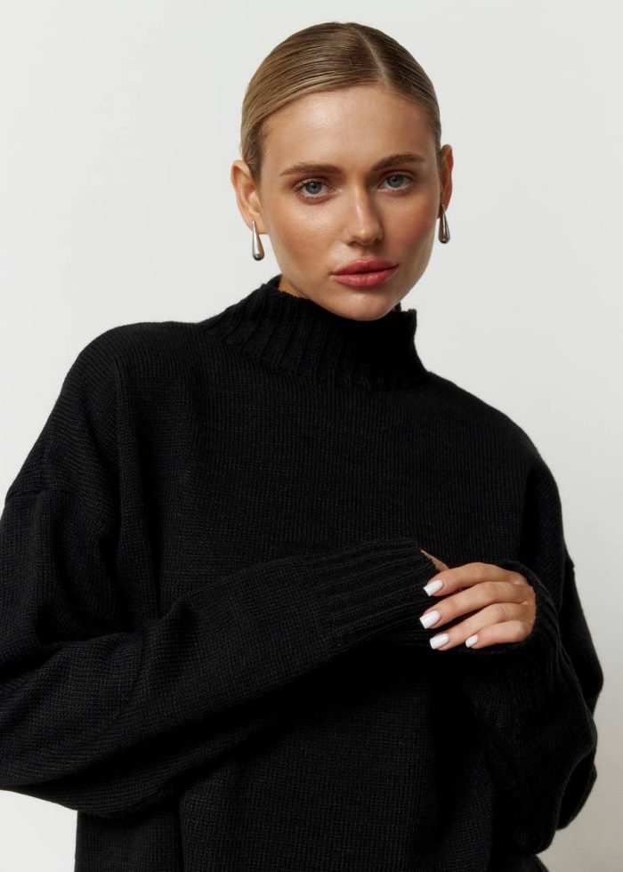 Костюм в’язаний зі штанами та кофтою під горло чорний Фото - 5