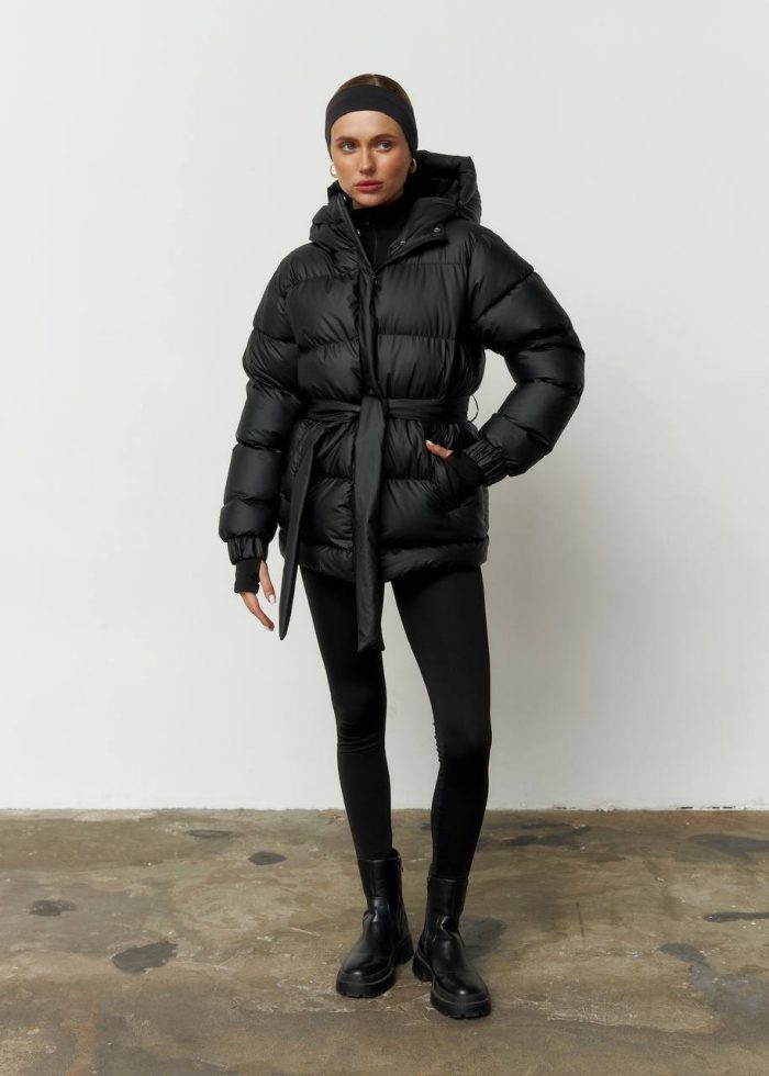 Пуховик з поясом жіночий чорний Фото - 2
