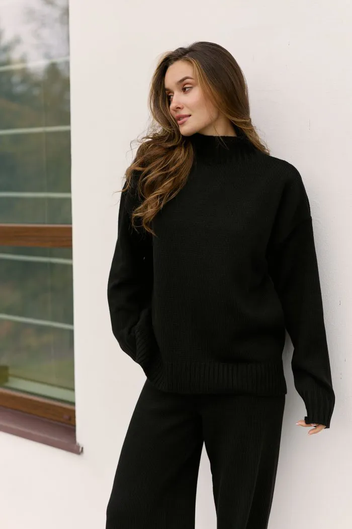 Костюм в’язаний зі штанами та кофтою під горло чорний Фото - 2
