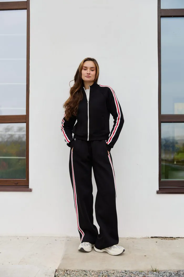 Костюм з кантом на флісі жіночий чорний Фото - 1