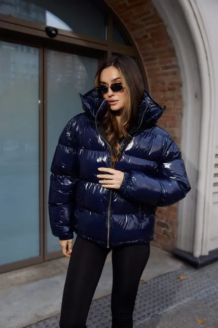 Пуховик жіночий з лакової тканини синій