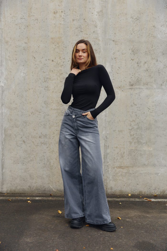 IMG_0321 Лонгслів skims з необробленим горлом жіночий чорний Фото - 2