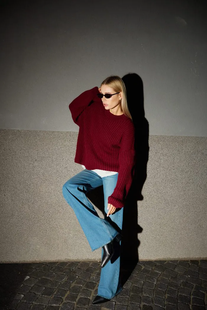 Вʼязаний светр oversize жіночий бордо Фото - 2