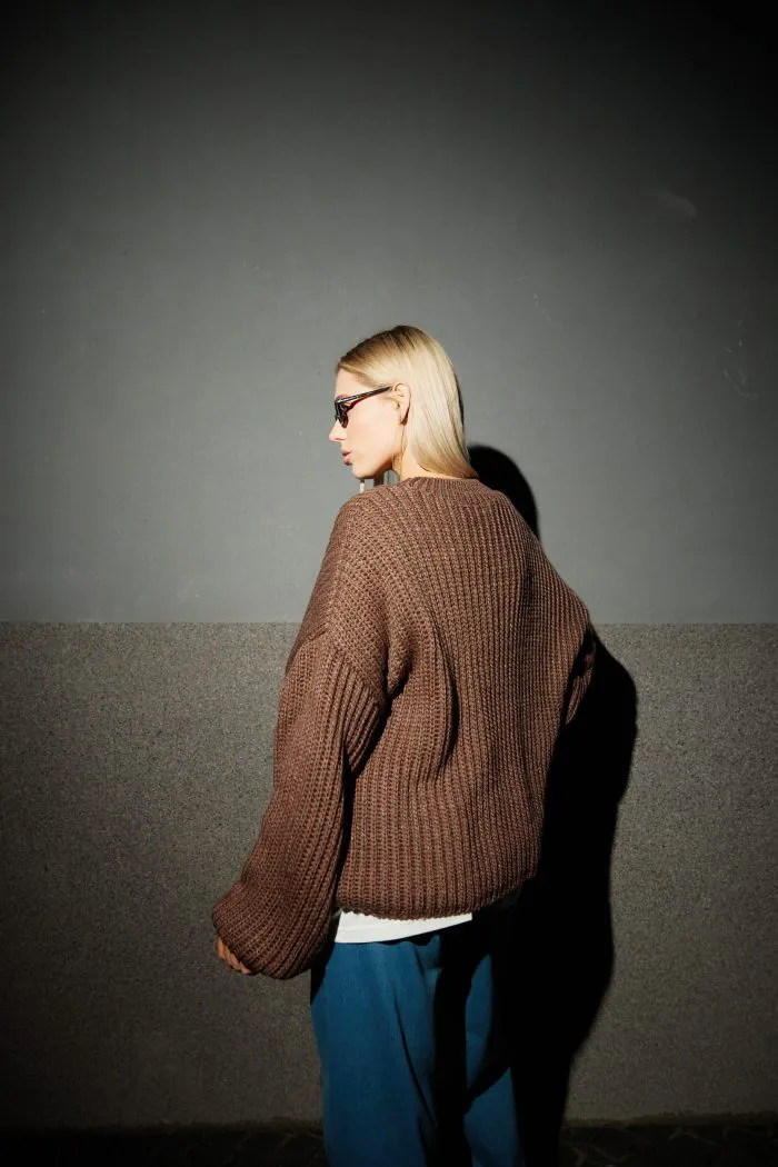 Вʼязаний светр oversize жіночий шоколад Фото - 4