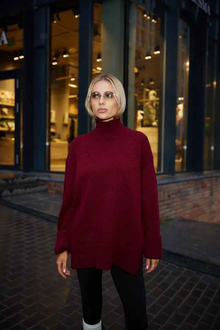 Вʼязаний светр oversize під горло жіночий бордо Фото - 1