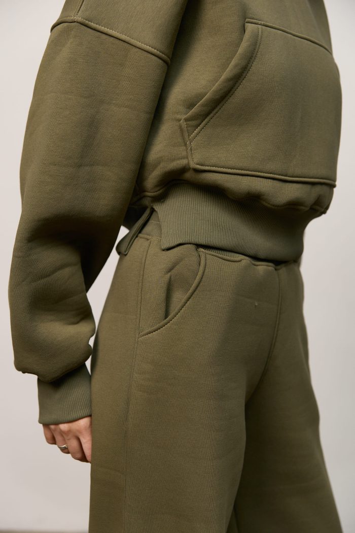 Костюм реглан кроп на флісі жіночий олива Фото - 5