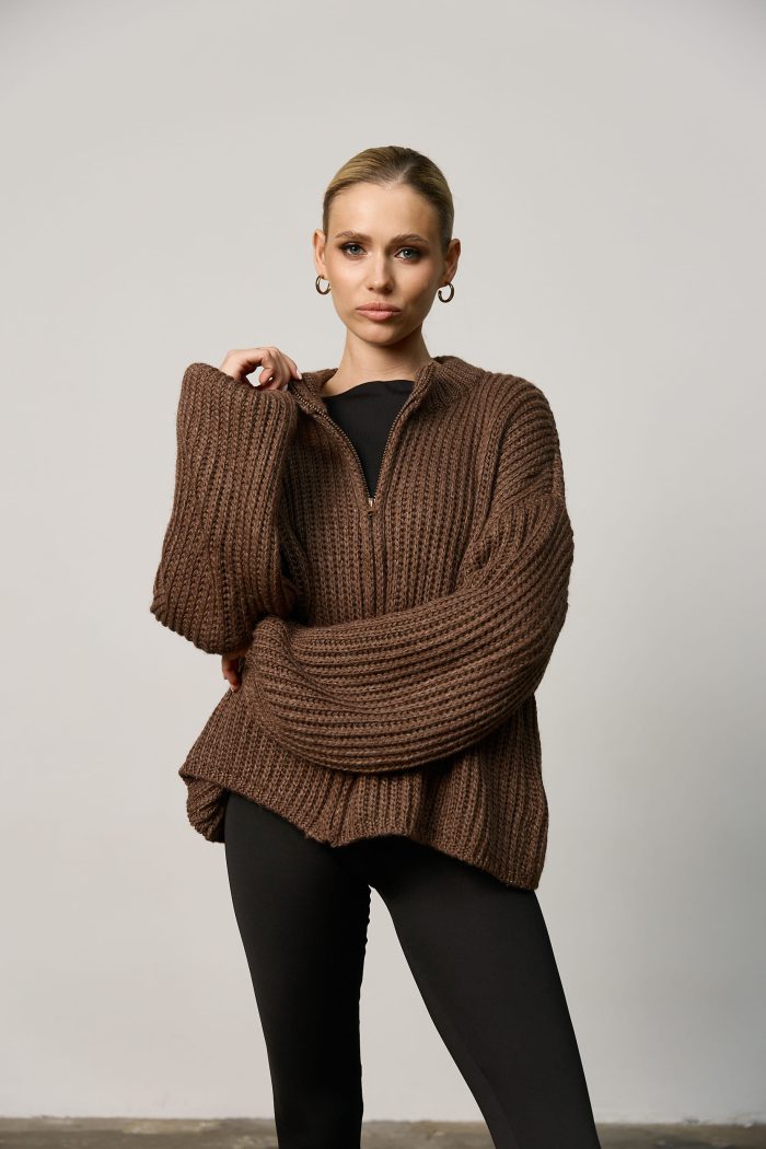 Вʼязаний светр oversize на блискавці жіночий шоколад Фото - 5