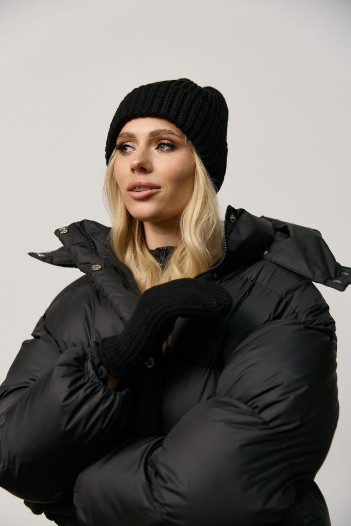 IMG_5897 Шапка жіноча чорна Фото - 4