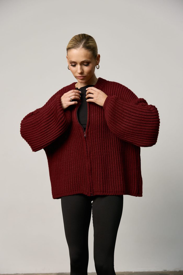 IMG_5960 (1) Вʼязаний светр oversize на блискавці жіночий бордо Фото - 5