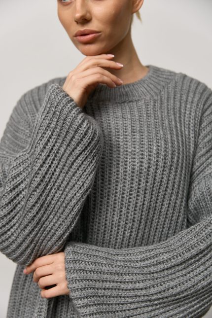 Вʼязаний светр oversize жіночий сірий