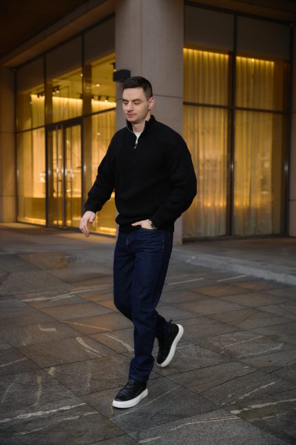 Светр чоловічий на блискавці чорний