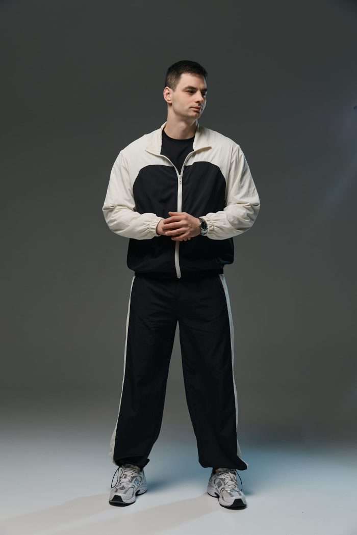 Костюм з плащівки чоловічий чорний Фото - 1