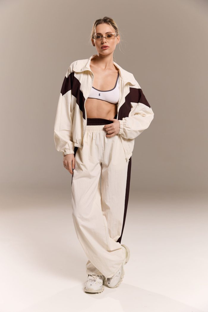 IMG_0728 Костюм з плащівки жіночий молочний Фото - 5