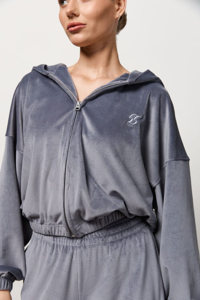 IMG_1280 Костюм велюр жіночий сірий Фото - 3