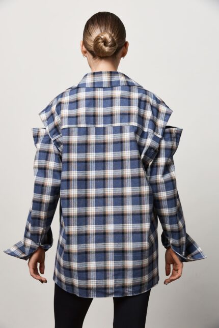 Сорочка зі знімними рукавами блакитна