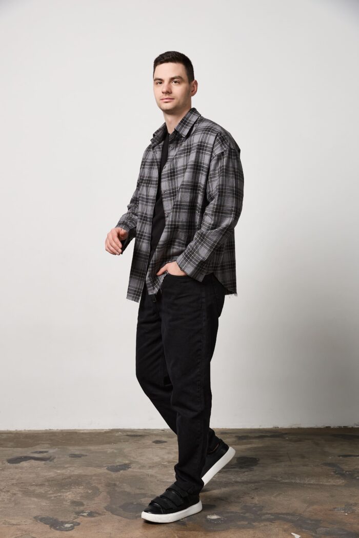 IMG_2341 Сорочка чоловіча у клітинку з необробленим краєм графіт Фото - 1