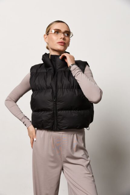 Жилет жіночий вкорочений чорний