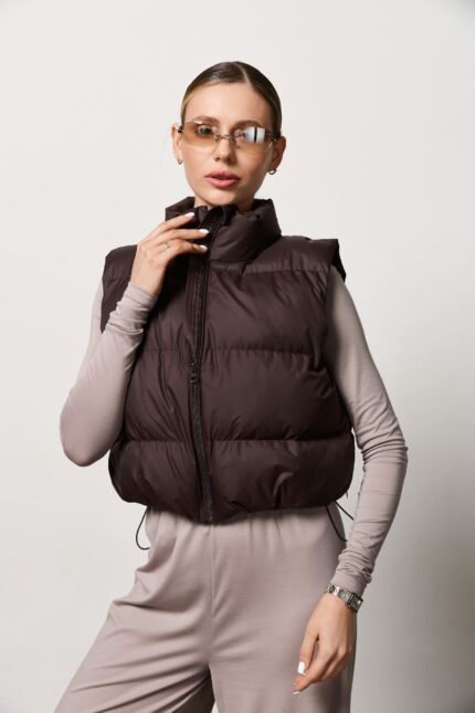 Жилет жіночий вкорочений шоколад
