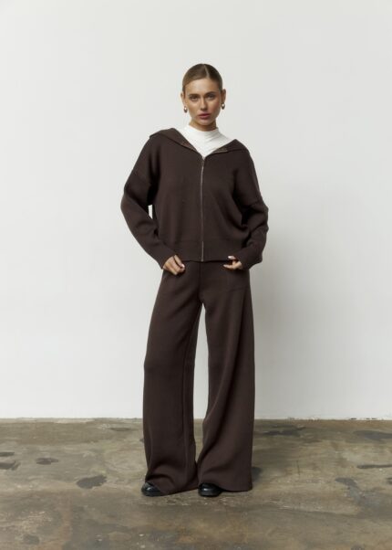 Костюм в’язаний з капюшоном жіночий шоколад