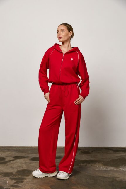 Костюм не утеплений лампас жіночий червоний