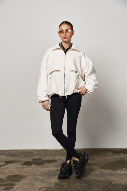 Куртка бомбер жіноча молоко