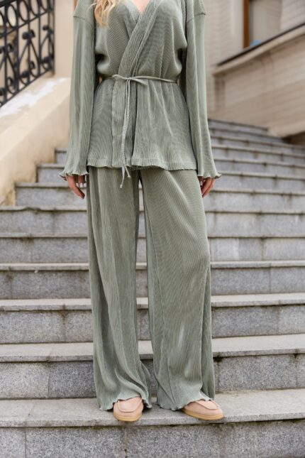 Штани палаццо плісе оливкові