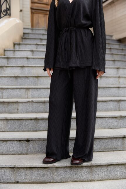 Штани палаццо плісе чорні