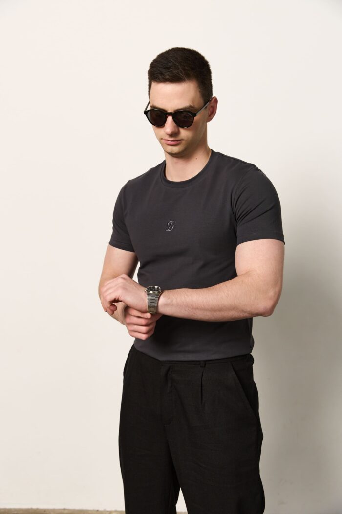 IMG_0679 Футболка приталена чоловіча графіт Фото - 1