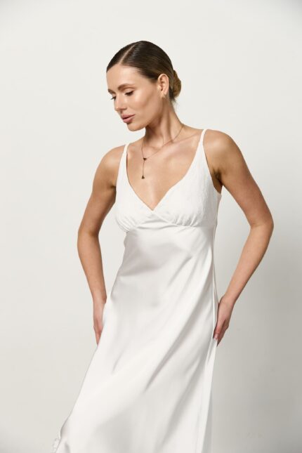 Сукня з сатину з мереживом молоко