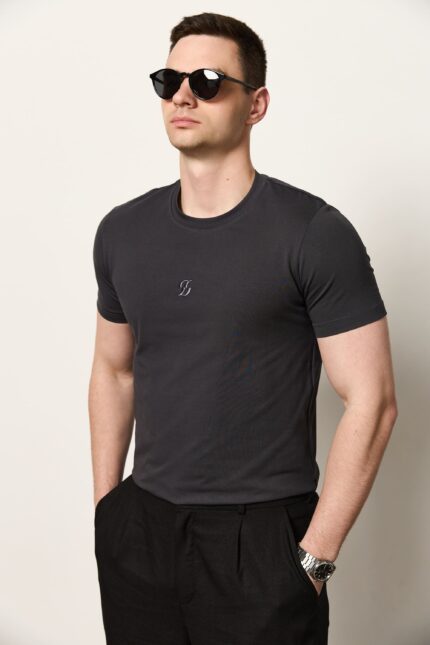 Футболка приталена чоловіча графіт