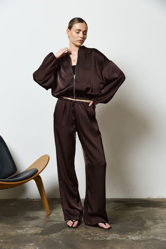 Костюм бомбер з сатину на блискавці шоколад Фото - 1