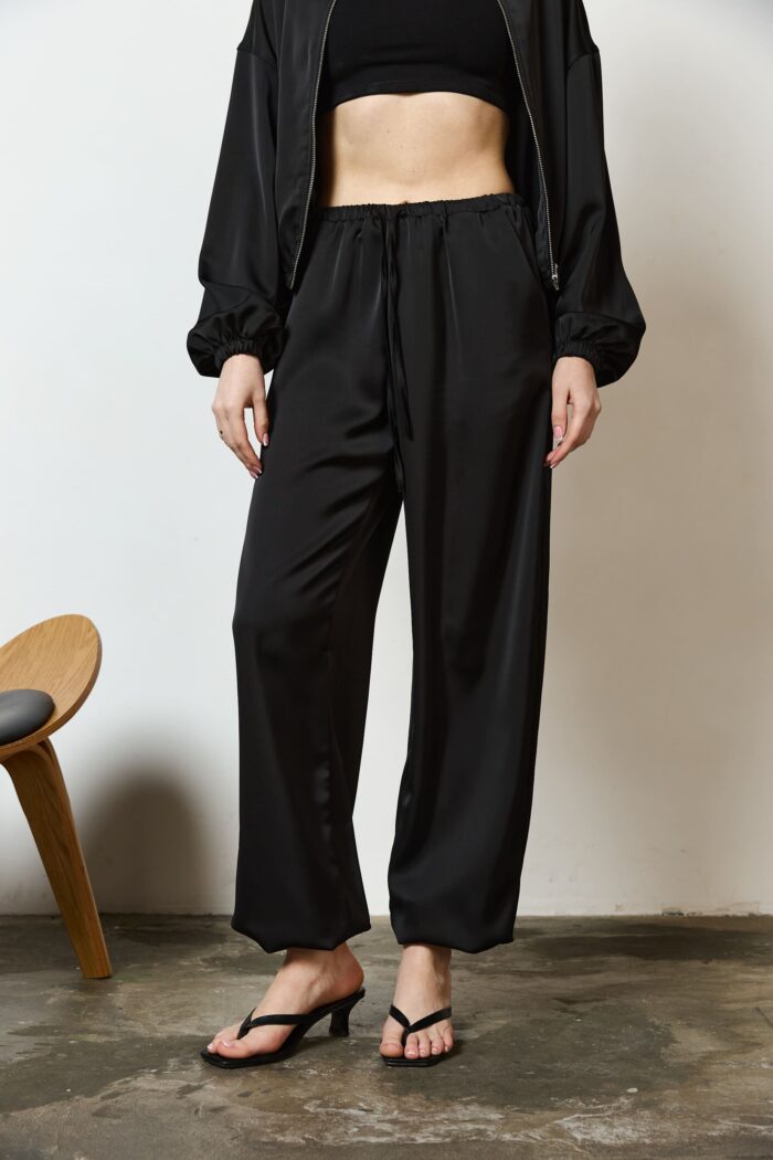 IMG_1759 (1) Костюм бомбер з сатину на блискавці чорний Фото - 4