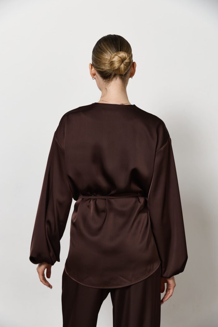 IMG_7805 (1) Сорочка з поясом сатин жіноча шоколад Фото - 2