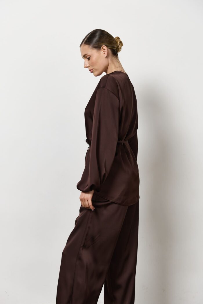 IMG_7807 Сорочка з поясом сатин жіноча шоколад Фото - 5