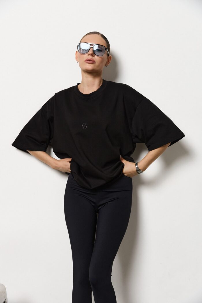 IMG_8861 Футболка оверсайз жіноча чорна Фото - 3