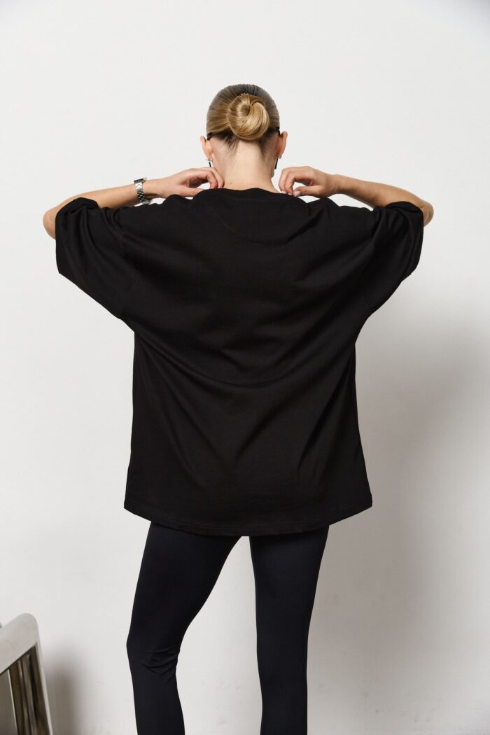 Футболка оверсайз жіноча чорна Фото - 2